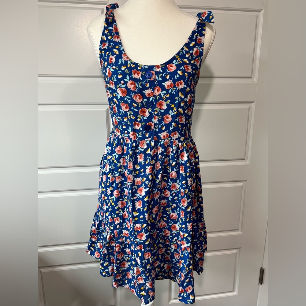 BOG Floral Print Button Down Dress Blue with Tie Straps‎ Cute Casual Small